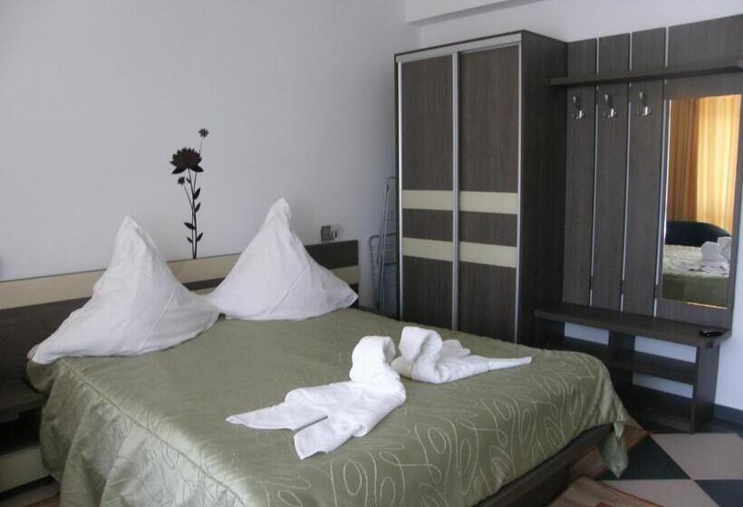 스탠다드 발코니 룸, Anca