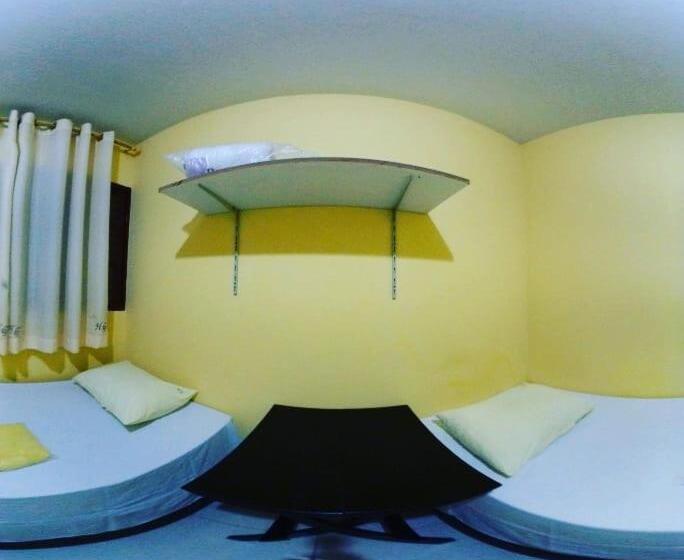 スタンダードルーム, Gabriel