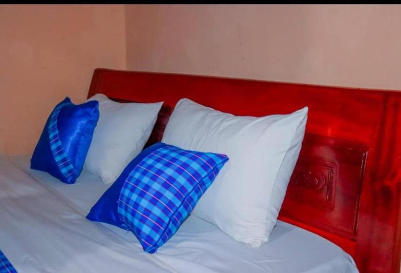 اتاق استاندارد یک نفره, Jambo Afrika Resort
