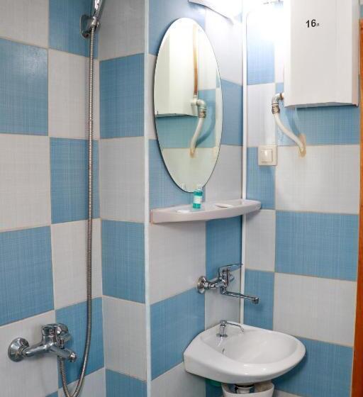 Номер Стандарт Трехместный, Guest House Dorkos