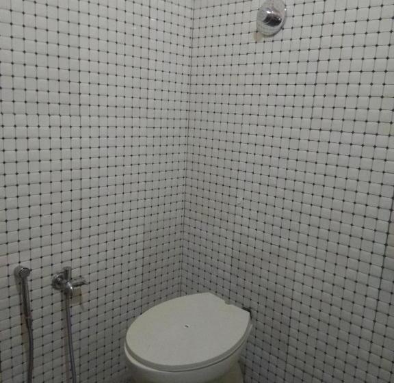 غرفة ديلوكس مزودة بشرفة, Rathna Home Stay