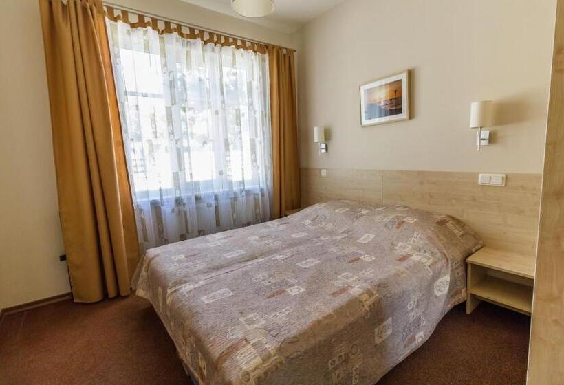 آپارتمان 1 خوابه با تراس, Vila Claudia