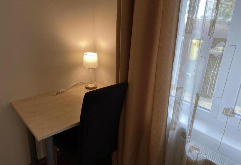 آپارتمان 1 خوابه با چشمانداز باغ, Vila Claudia