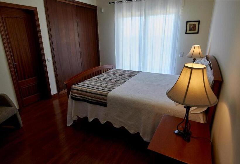 Номер Стандарт Вид на Море с Балконом, Vivenda Da Saudade B&b