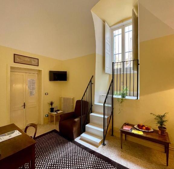 اتاق لوکس خانوادگی, 4 Balconi Rooms Dimora Arditi B&b