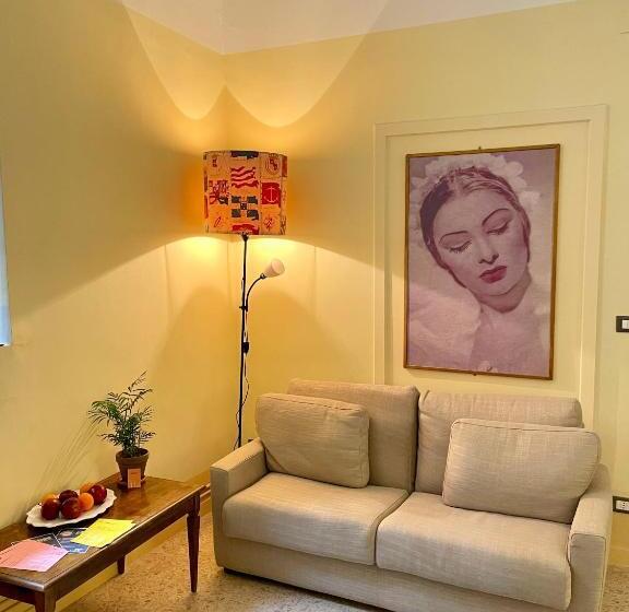 اتاق لوکس خانوادگی, 4 Balconi Rooms Dimora Arditi B&b