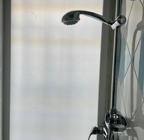 اتاق کلاسیک چهارنفره, 4 Balconi Rooms Dimora Arditi B&b