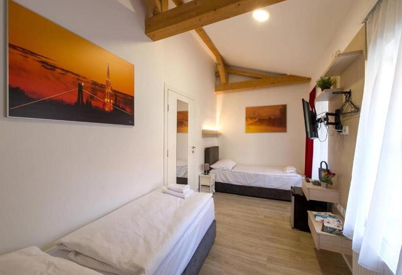 חדר סטנדרט, Hostel Os