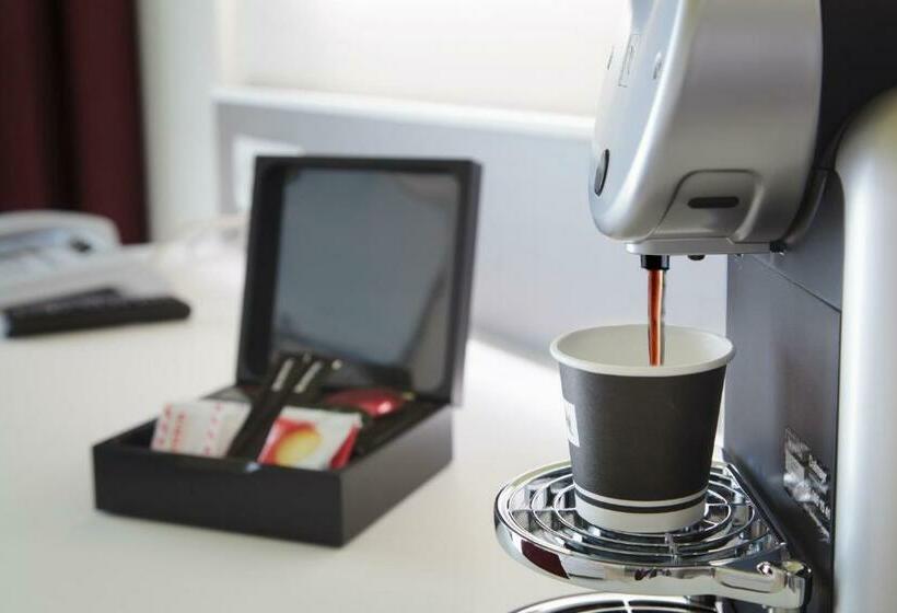 غرفة كومفورت فردية, City Locarno