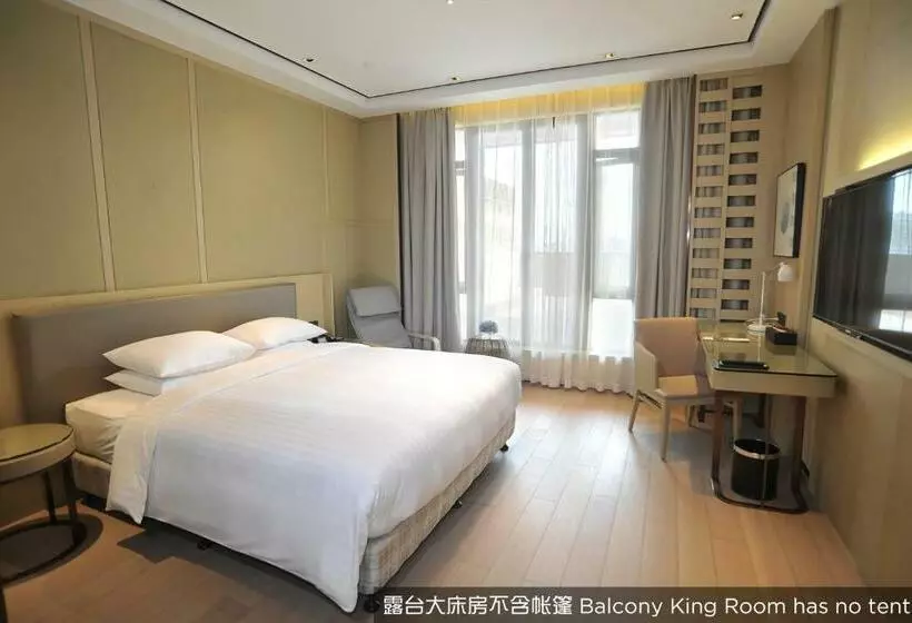 Standard Room King Size Bed
