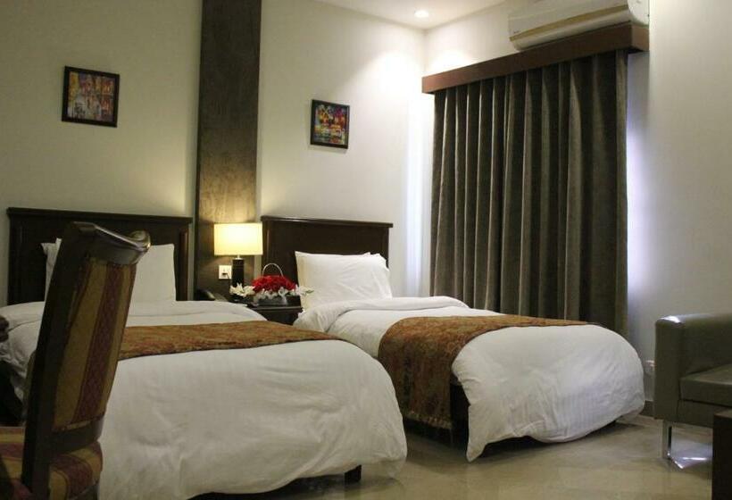 اتاق لوکس, One Super, Islamabad