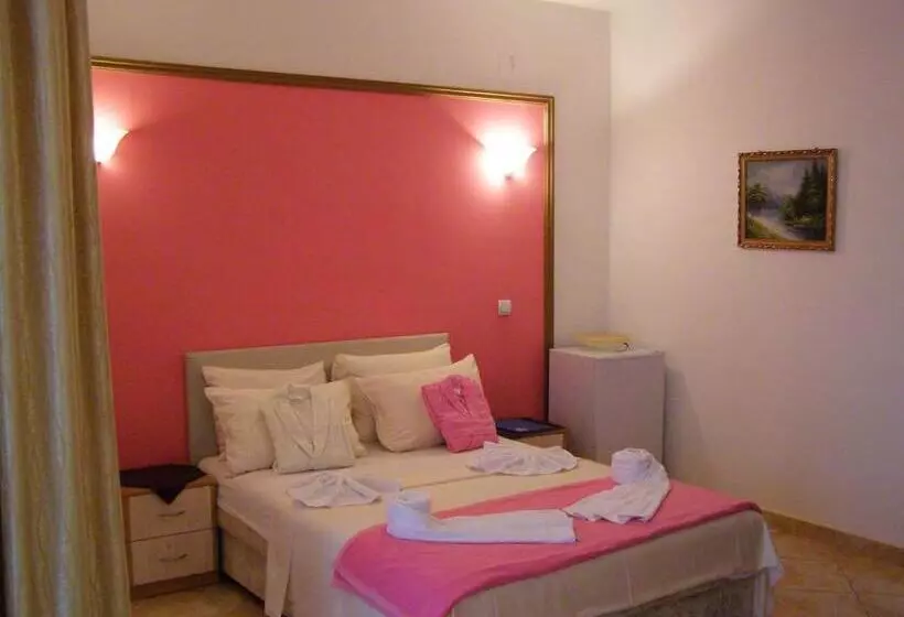 اتاق استاندارد سه تخته با بالکن, Wellness & Spa Angelo Gabriel