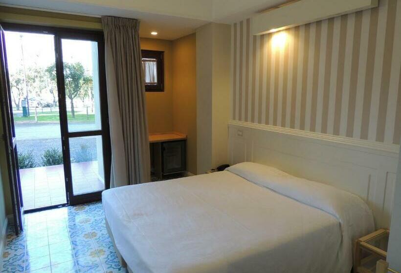 Номер Стандарт с Балконом, Zeus