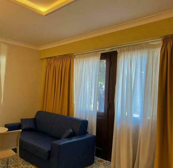 Семейный Номер Deluxe, Zeus