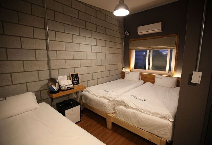 标准三人间, Good Day Mate Hostel