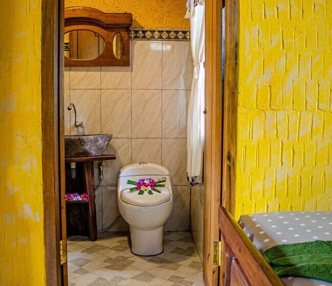 آپارتمان 1 خوابه با چشم‌انداز استخر, Stanley Lombok