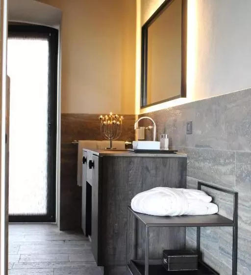 キングサイズベッドのデラックスルーム, Podere Castel Merlo Resort