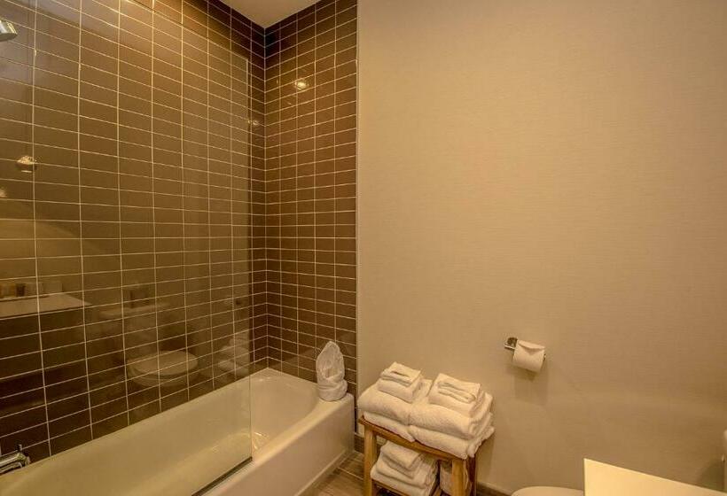Номер Стандарт 2 Двуспальные Кровати, The Chandler At White Mountains, An Ascend Hotel Collection Membe