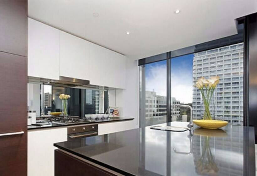 آپارتمان لوکس 2 خوابه, Wyndel Apartments St Kilda Views