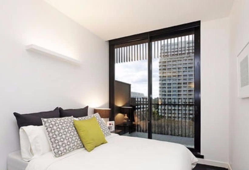 آپارتمان لوکس 1 خوابه, Wyndel Apartments St Kilda Views