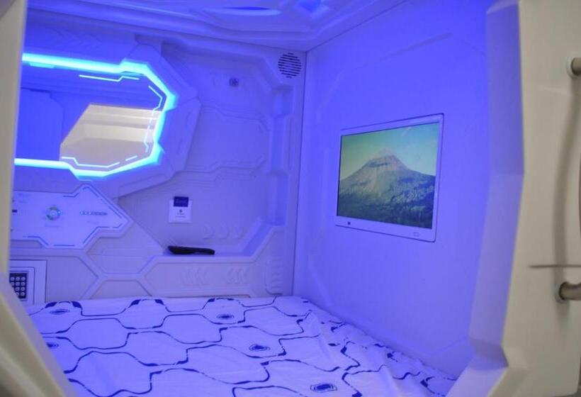 Capsule, Cosmos Capsule Coworking London