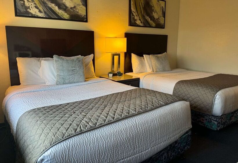 Люкс, Quality Inn & Suites