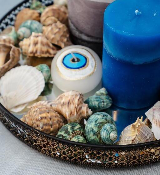 דירת שני חדרים, Evripus Suites