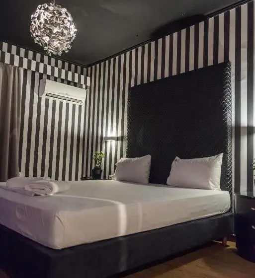 キングサイズベッドのスイートルーム, Ruby Rooms Kifisia Adults Only