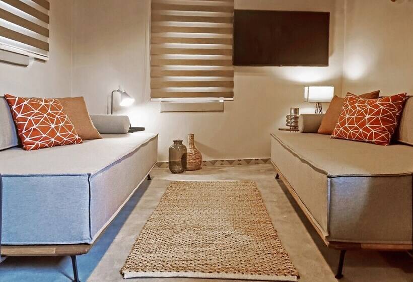 إستوديو سوبيريور, Pyrgi Cretan Living & Spa