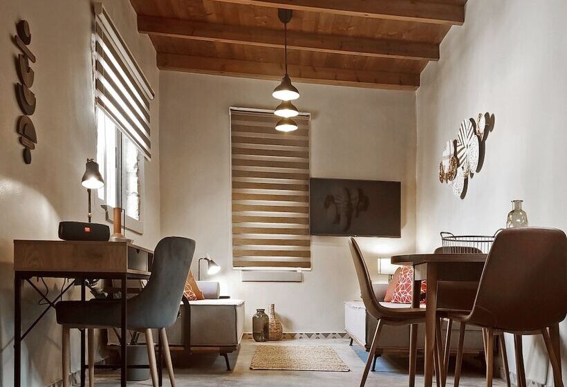 إستوديو سوبيريور, Pyrgi Cretan Living & Spa