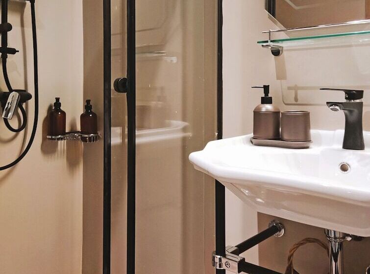 جناح إدارى, Pyrgi Cretan Living & Spa