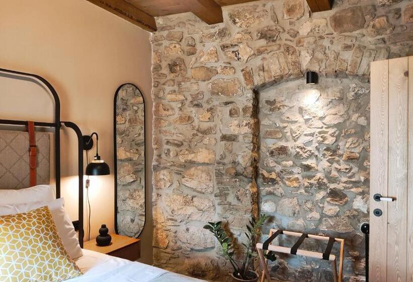 جناح إدارى, Pyrgi Cretan Living & Spa