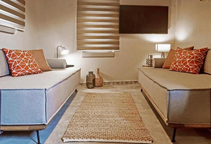 إستوديو سوبيريور, Pyrgi Cretan Living & Spa