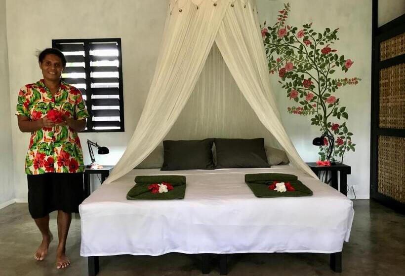 بانگلوی استاندارد, South Pacific Memories