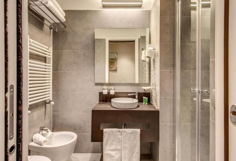 غرفة قياسية ثلاثية, Trevi   Gruppo Trevi Hotels