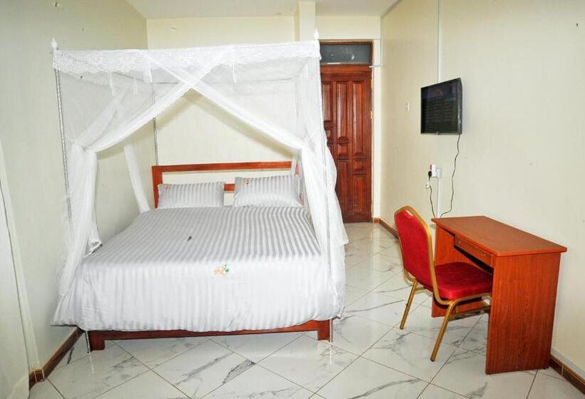 اتاق استاندارد, Apollo Inn Fortportal