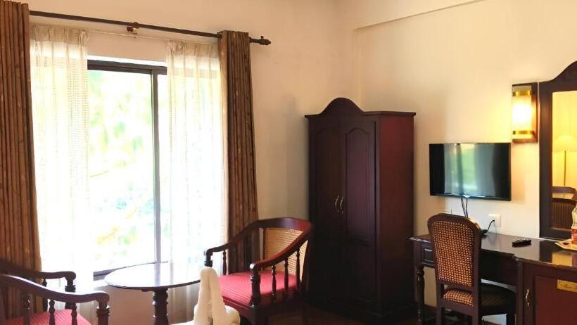 Quarto Deluxe, C7 Munnar