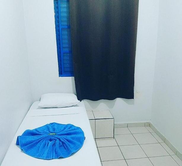اتاق استاندارد یک نفره, Ypê