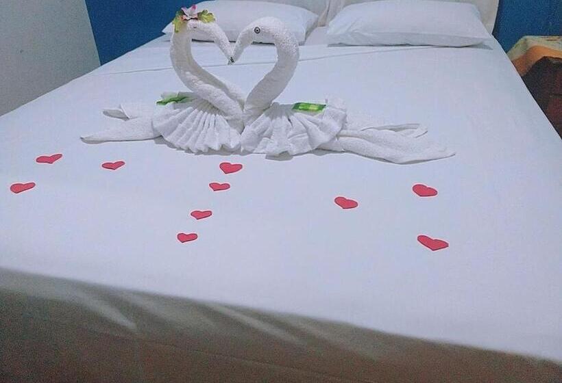 Номер Economy, Ypê