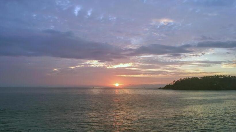 غرفة قياسية, Ariyawansa Guest House