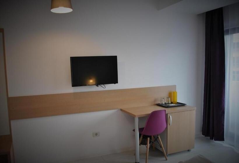 اتاق سوپریور سه تخته, Eforooms