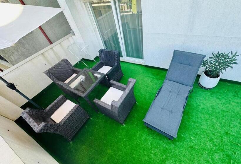 اتاق سوپریور سه تخته, Eforooms