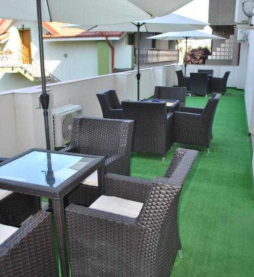 اتاق سوپریور سه تخته, Eforooms