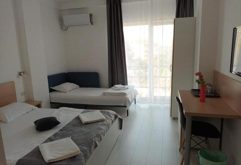 اتاق استاندارد سه نفره, Eforooms