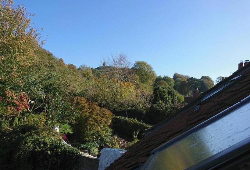 خانه 3 خوابه, The Prophecy Of Light Retreat