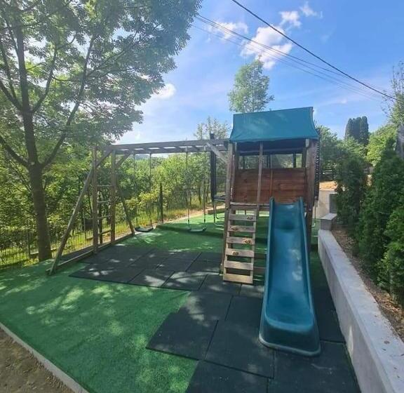 Номер Стандарт, Pensiunea Daniela