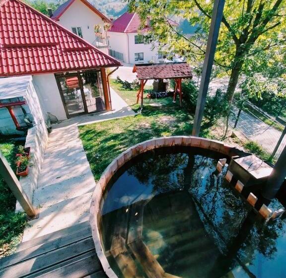 Номер Стандарт Трехместный, Pensiunea Daniela