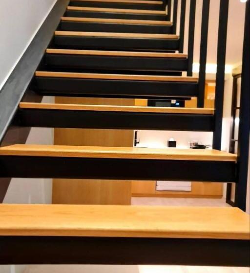 سوییت لوکس, The Sacha Apart Hotel Thonglor