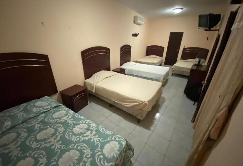 اتاق خانوادگی, Ivon