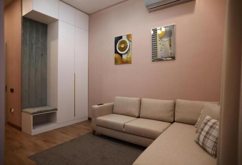 سوییت, Israhotel Dushanbe